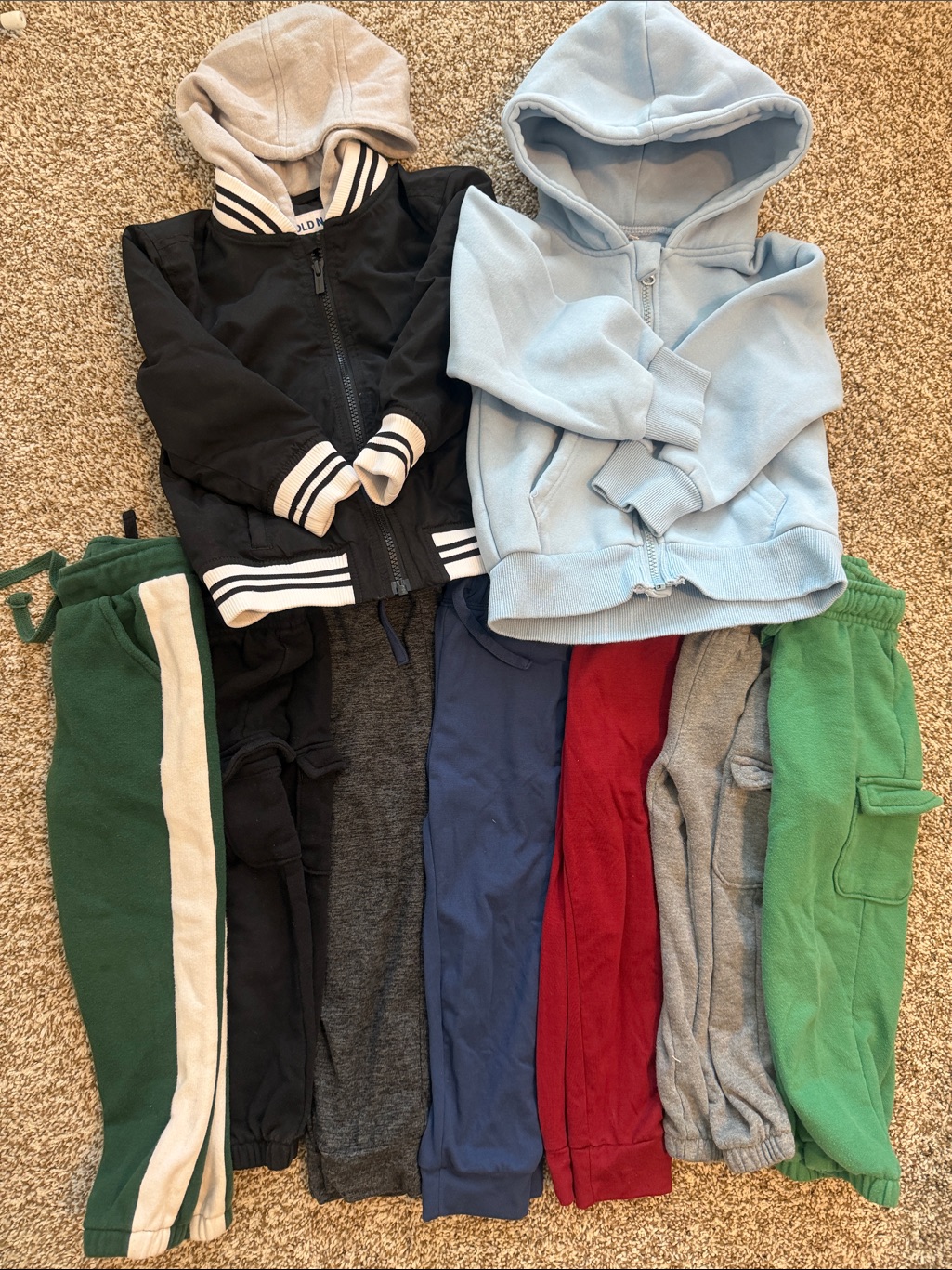 Kids / Boys Jogger & Hoodie Bundle - Size (2t-3t) Brands Old Navy & Okie Dokie